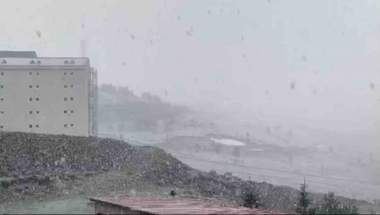 Bolu’da mayıs ayında kar sürprizi