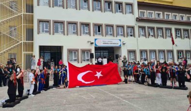 Öğrencilerden muhteşem 19 Mayıs gösterileri