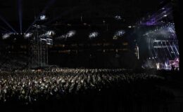 Ajda Pekkan’ın stadyum konseri: 40 bin kişi şarkılarına eşlik etti