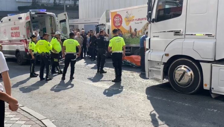 Camiden çıkan yaşlı adam tırın altında kalarak hayatını kaybetti