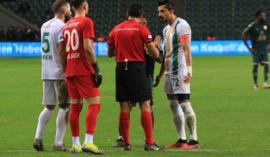 Kocaelispor – Şanlıurfaspor maçının devre arasında maça çıkmama krizi yaşandı