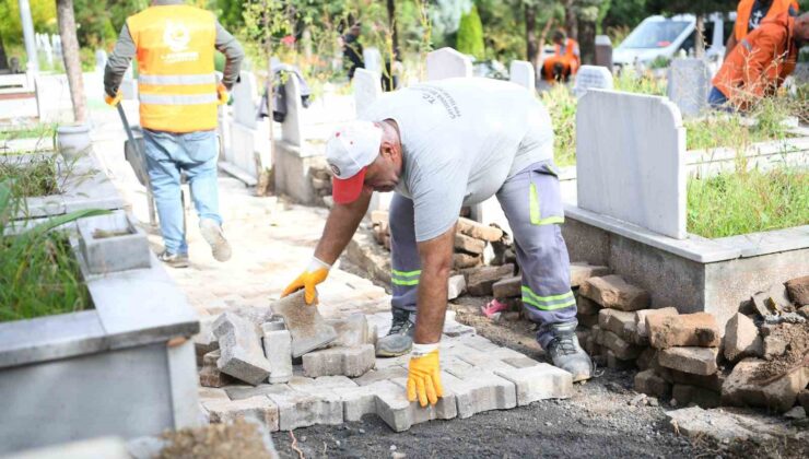 Akse Mezarlığı’nda bakım çalışması sürüyor