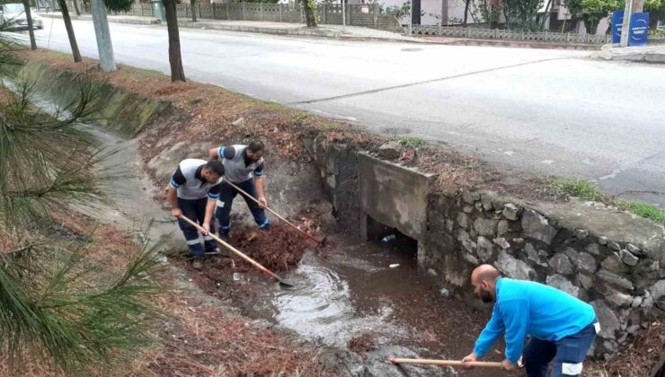 Ani yağışlara karşı mazgal ve menfez temizliği