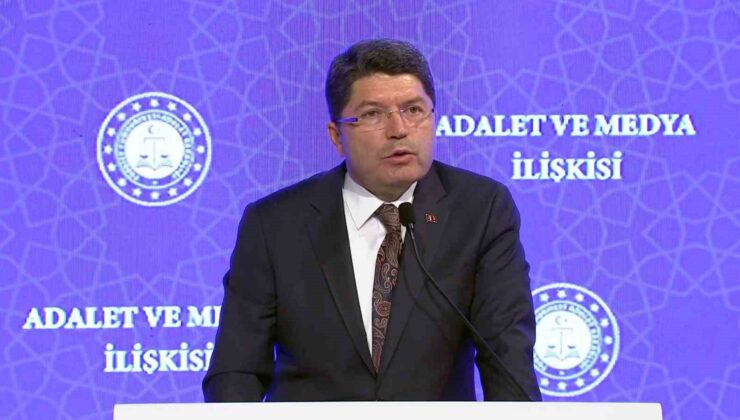 Bakan Tunç: “Yüksek standartlı demokrasi yolunda emin adımlarla ilerlememizi sağlayacak yeni bir anayasaya ihtiyacımız var”