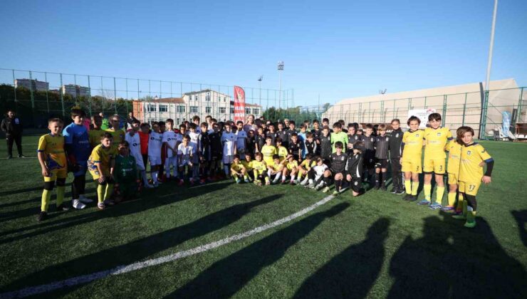 Bakırköy Belediyesi’nin Cumhuriyetin 101. Yılına özel düzenlediği ‘Cumhuriyet bizim’ şenlikleri başladı