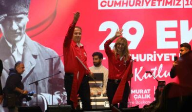 Beylikdüzü’nde Cumhuriyet’in 101’inci yılı coşkuyla kutlandı