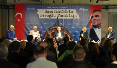 Beyoğlu’nda “Gazetecilikte Beyoğlu Tanıklığı” paneli düzenlendi