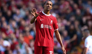 Joel Matip futbolu bıraktığını açıkladı