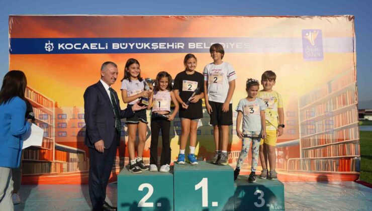 Kuşaklar arası bağları güçlendirmek amacıyla 7’den 70’e atletizm pistinde yarıştılar