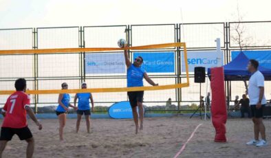 ‘SenCard Games 2024 Beach Volley Turnuvası’ final maçlarıyla tamamlandı