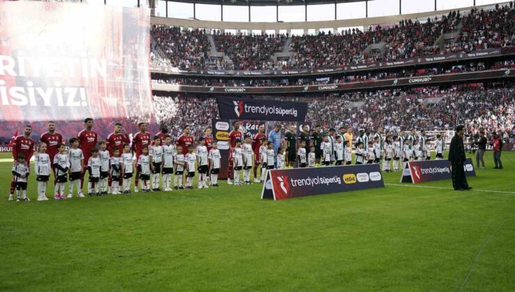 Trendyol Süper Lig: Beşiktaş: 0 – Konyaspor: 0 (Maç devam ediyor)