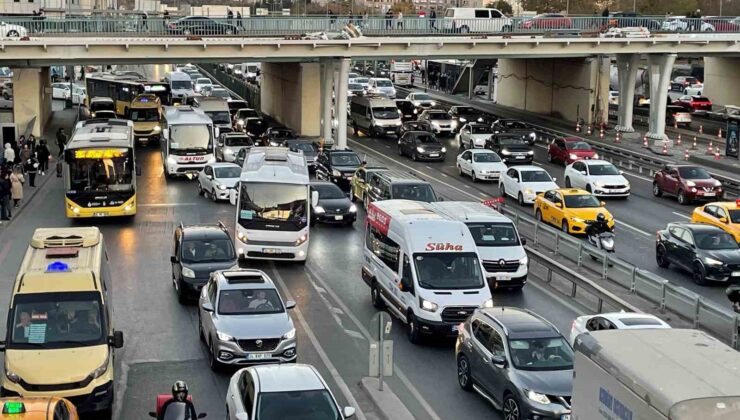 İstanbul trafiğinde ’ara tatil’ yoğunluğu